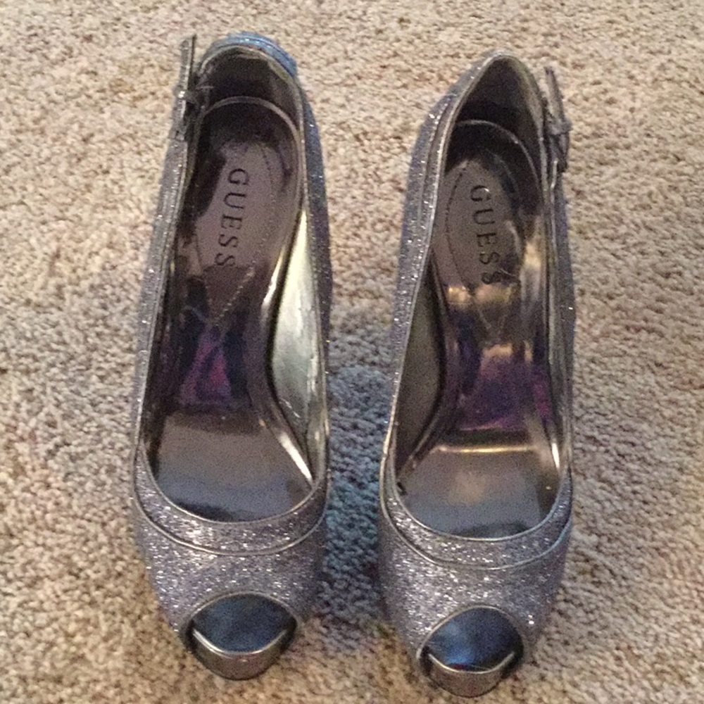 Purple glitter heel. Wore once for an event.